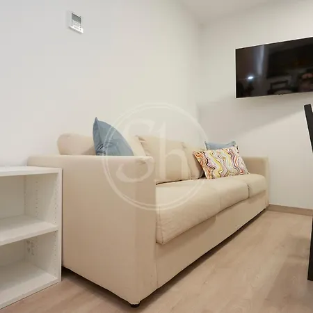 Comodo En Diagonal Apartment Barcelona