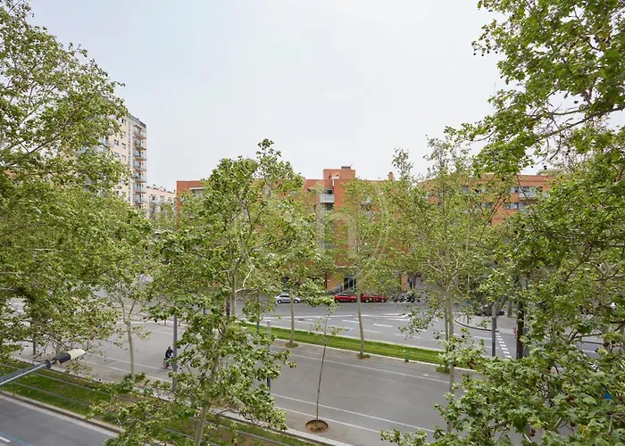 Comodo En Diagonal Barcelone